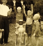 Vader was toen op 3 aug. niet in Renesse